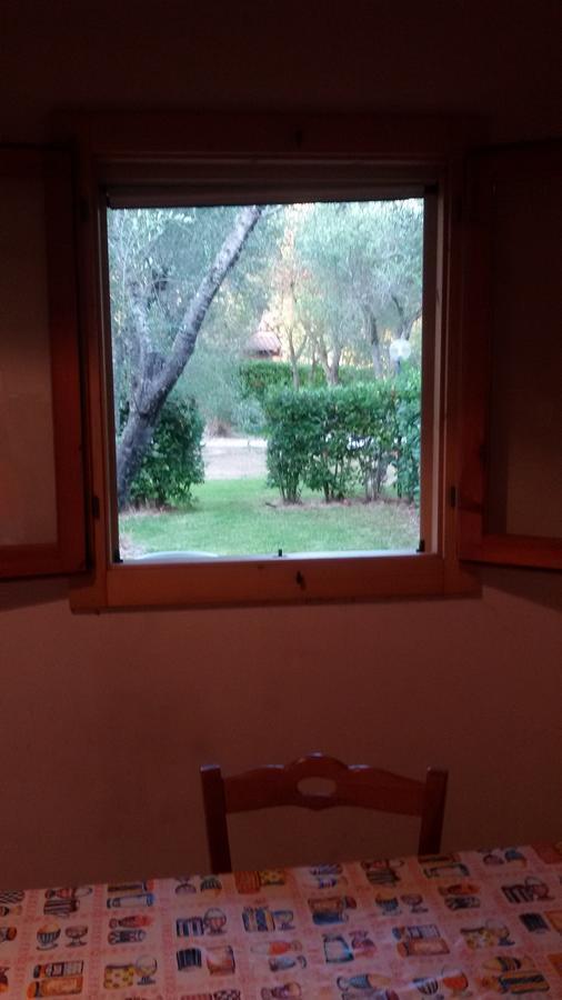 Agriturismo Lu Podere Serra Serra Alimini Habitación foto